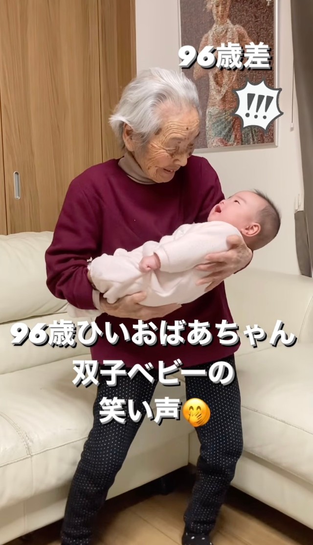 しっかりとした足腰でゆ〜らゆら（提供：@obaachanhimagoさん）