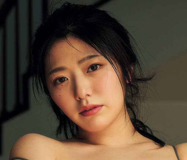 山田かな「週刊SPA! 」（扶桑社）3月10日号より＝撮影／高橋慶佑 ヘアメイク／新井祐美子 スタイリング／富田育子
