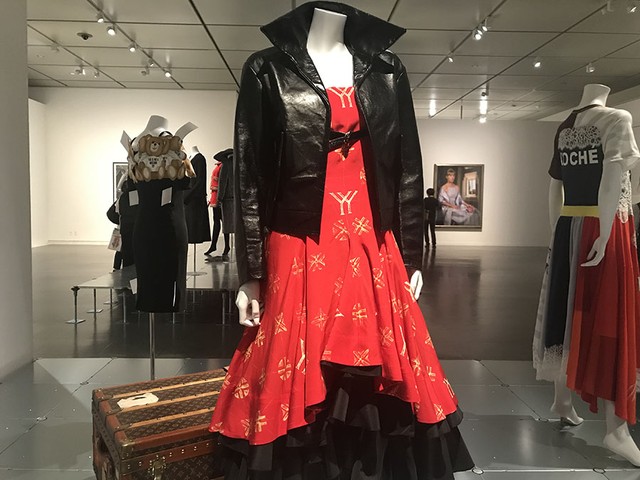 ヨウジヤマモトのドレス