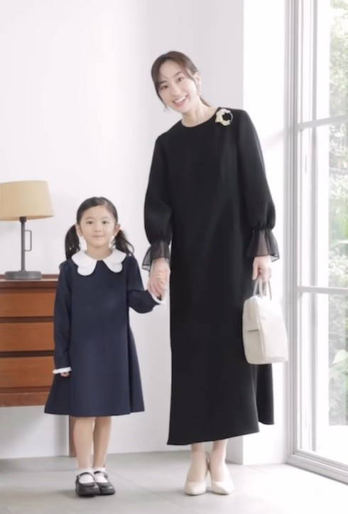 東京ソワール公式インスタグラム@tokyosoir_officialより