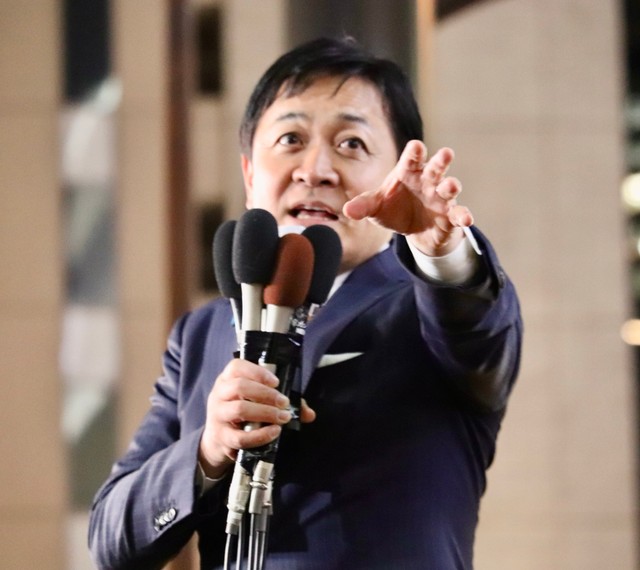 大阪市内で演説した国民民主党の玉木雄一郎代表