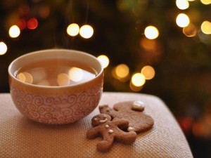 クリスマスも働く夫へ。息子の「足」を借りて心をこめたプレゼントを