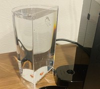 コーヒーメーカーの給水タンク