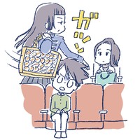 「痛バ」アタック。ダブルで痛い……（画像提供：春原弥生さん）