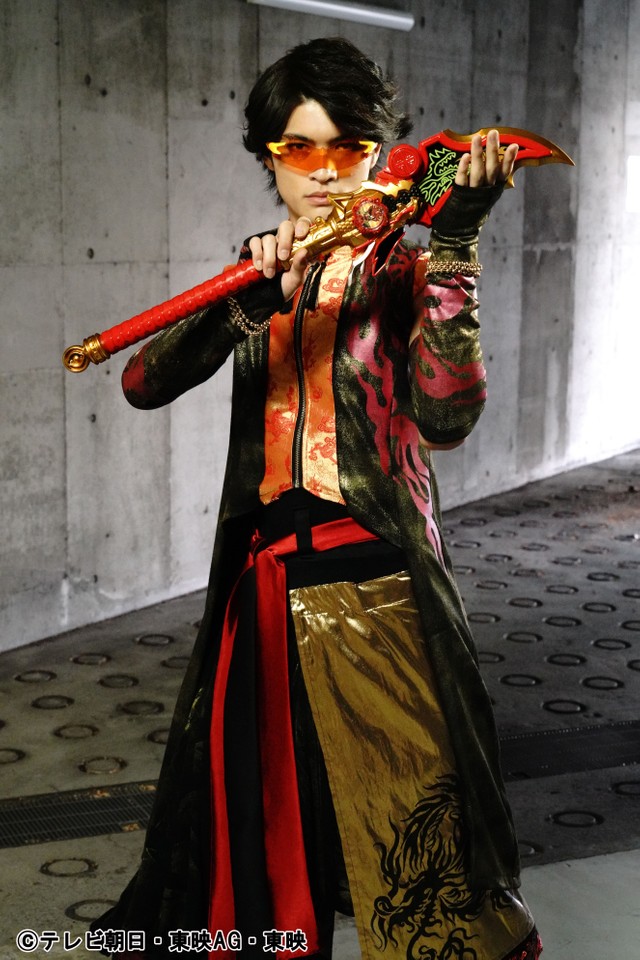 ドンドラゴクウへのアバターチャンジを果たした桃谷ジロウ