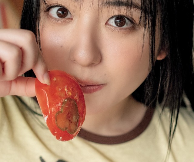 麻倉瑞季（撮影／鈴木ゴータ　ヘアメイク／エノモトマサノリ　スタイリング／クメユナ）