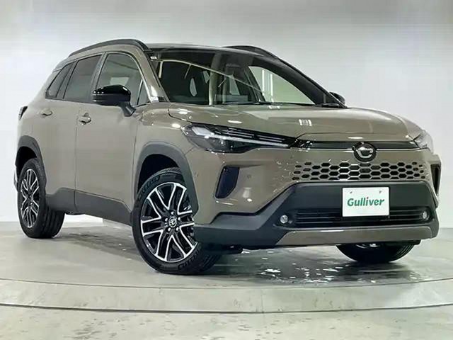 一部改良後のカローラクロス（Z、新色マットベージュ）（提供：norico by ガリバー）