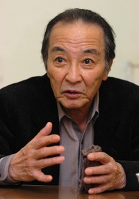 田村高廣さん＝2005年8月26日撮影