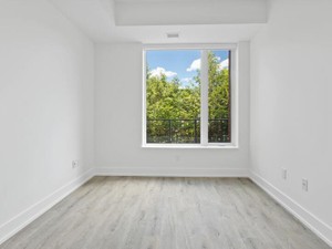 母の顔色を窺っていた実家を離れた今、誰かとの暮らしを考える