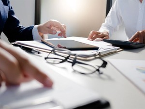 相続税申告書の書面添付を税理士に依頼するメリットとは？