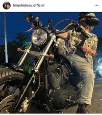 ヒロシ（@hiroshidesu.official）さんのインスタグラムより