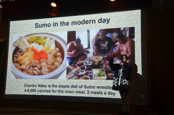 力士の食生活や、相撲の歴史などを解説する