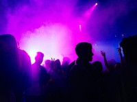 目が合った瞬間、景色が消え彼だけが残った。初めての強烈な経験