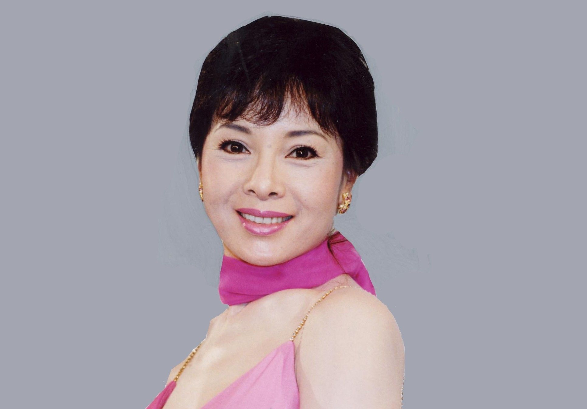 75歳でもミニスカ！由美かおるがカッコよすぎる 60年間「86-58-86