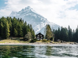 自己肯定感を上げるため、他人の評価にすがった私