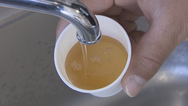 うどんのだしが出る蛇口　高松空港　2023年撮影