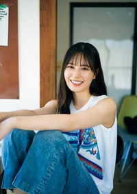 「B.L.T.2025年10月号」ローソンエンタテインメント購入特典ポスター【小坂菜緒（日向坂46）】（裏）