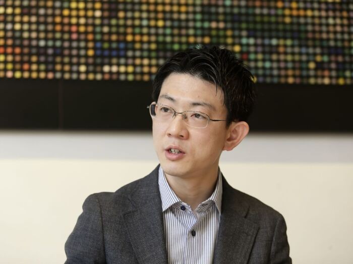 宇那木氏。建築士の方らしく知的で冷静な語り口の中に動物への愛を感じて、筆者はうれしくなりました。子供のころ柴犬と暮らしていたそうです