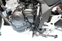 「東京モーターサイクルショー2026」で特別展示された新型CB400SF