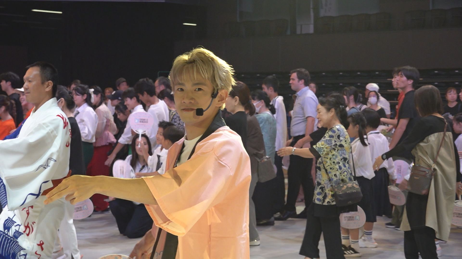 浦川翔平さんも登場！ダンスと踊りの祭典 約1000人が熱い