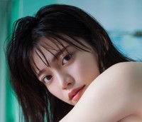 石浜芽衣の2nd写真集（東京ニュース通信社刊）より＝ 撮影／HIROKAZU