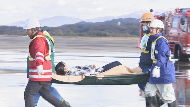 飛行機炎上を想定　高松空港で4年ぶり大規模訓練　香川