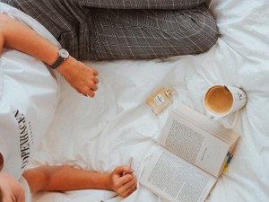 【厳選】「恋人はいない」と言っていた彼が、クリスマスにSNSに上げていた写真…12月に読まれたエッセイ