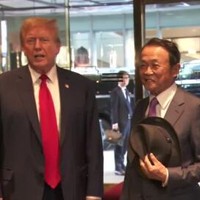 外交儀礼そっちのけ　再びの「トランプ氏詣で」に見る利害と打算、両者の思惑とは？