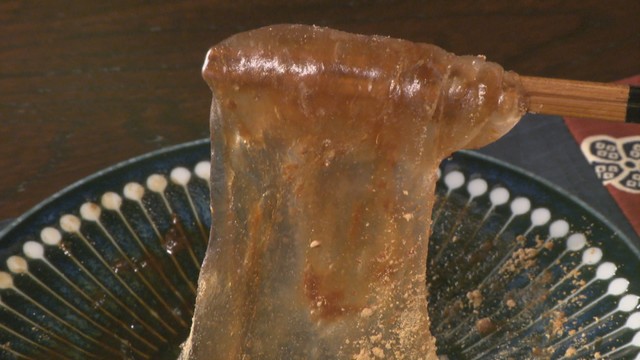 寒い時季限定！とろとろの温かい「わらび餅」　ぜんざいやタピオカ風ドリンクも　岡山【ほっとマルシェ】