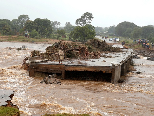 アフリカ南部襲ったサイクロン、被災者は260万人突破＝国連：朝日新聞