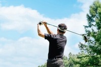 ゴルファーが夢見るラウンド相手※画像はイメージです（buritora/stock.adobe.com）
