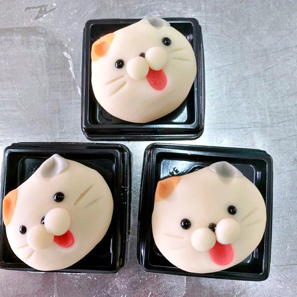 オリジナルの動物をモチーフにした上生菓子（画像提供：ぼぶさん）