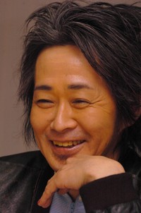 2005年３月、デイリースポーツのインタビューに柔和な表情で応じる忌野清志郎さん