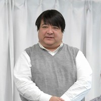 タレントの彦摩呂さん（2022年撮影）