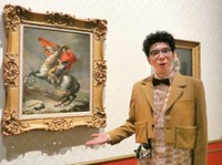 有名なナポレオンを描いた肖像画。「小ささが目に付く」と語る片桐さん（京都市左京区・京都市京セラ美術館）