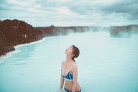 長濱ねるセカンド写真集先行カット（撮影：高橋ヨーコ ©講談社）