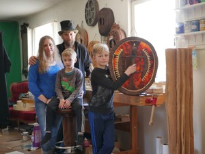 失業者に必要最低限のお金を配ったら　フィンランドの実験から見えたこと