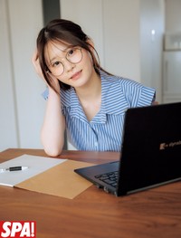 野村るな「週刊SPA! 」（扶桑社）3月24・31日合併号より＝撮影／友野雄 ヘアメイク／ムロゾノケイト（GiGGLE） スタイリング／春原愛子