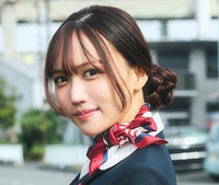 『ヤンマガWeb』新シリーズ企画「働くお姉さん 」に再登場した橘和奈（撮影：高橋慶佑、スタイリスト：田中陽子、ヘアメイク：ムロゾノケイト（GiGGLE））