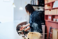 お店では、文庫本のみを取り扱っている