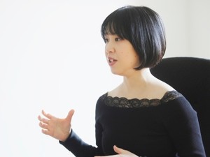服部真里子さん「あなたとわたしの短歌教室」インタビュー　きょうだい児、摂食障害……たどり着いた「ただ楽しんでいい」短歌