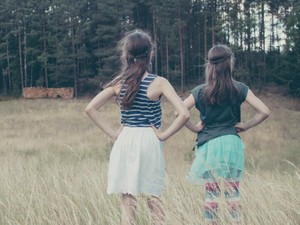 何をやるにも姉のマネばかり。部活、服装、文章の書き方…そして彼氏の顔さえも