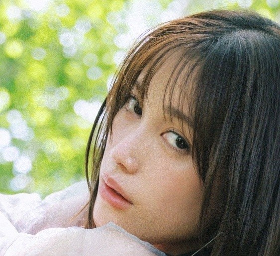 『中村ゆりか写真集』（宝島社）