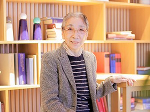 村田喜代子さん「美土里倶楽部」 夫を失った女たち「元気だけど私もやっぱり泣いている」