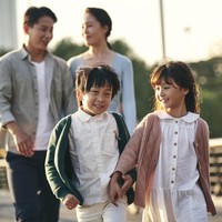 20代〜40代夫婦の6割以上が「希望人数の子供を持てない」と答えているそうです　※画像はイメージです（imtmphoto/stock.adobe.com）