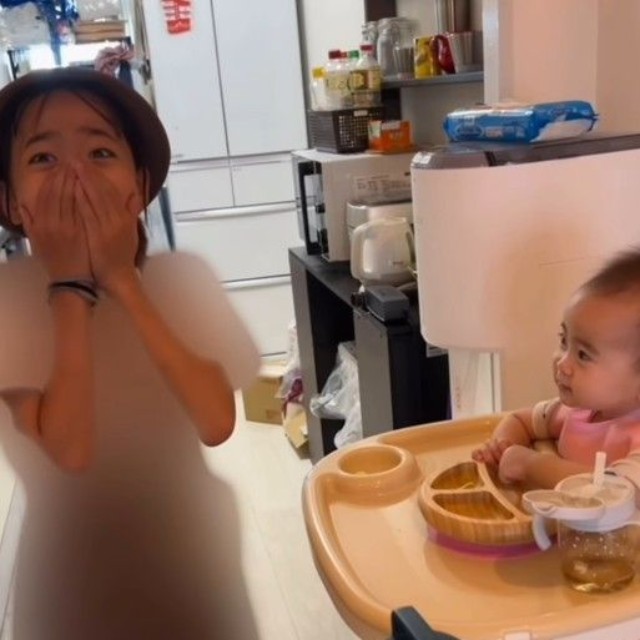 初めてのお返事に気づいた瞬間、思わずこの表情（提供：＠_jurixmitsu_さん）