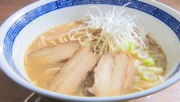 方谷學舎高校地域探求部の生徒が開発した「いのししラーメン」