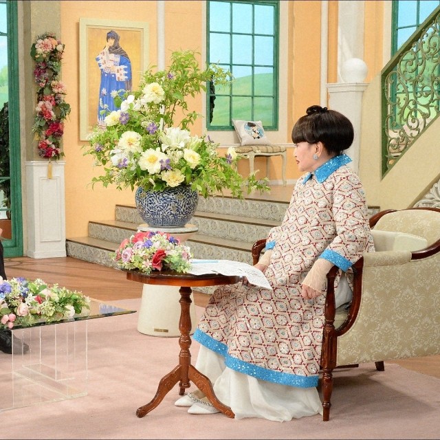 「徹子の部屋」  (右から） 黒柳徹子、ジャン・レノ＝テレビ朝日提供