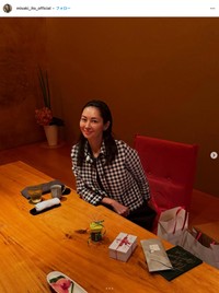 伊東美咲さん公式インスタグラム、2024年8月の投稿から