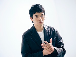 映画「本心」主演・池松壮亮さんインタビュー　AIで亡き母と再会する時代「誰もが自分ごと」